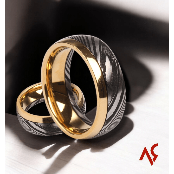 The Pathfinder | Men's Stainless Damascus Steel Wedding Band with Gold Plated and Sophisticated Design - Alpha Rings